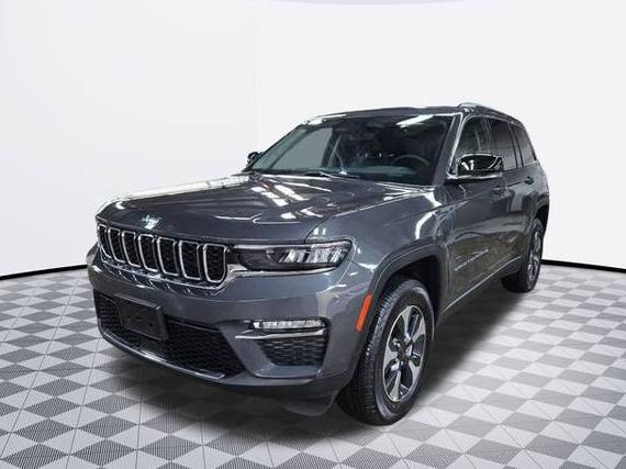 JEEP GRAND CHEROKEE 2024 1C4RJYB66RC681703 image